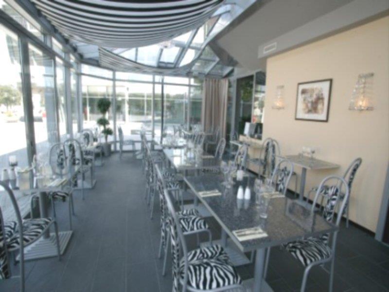 Scandic Grand Hotel Orebro Exterior photo